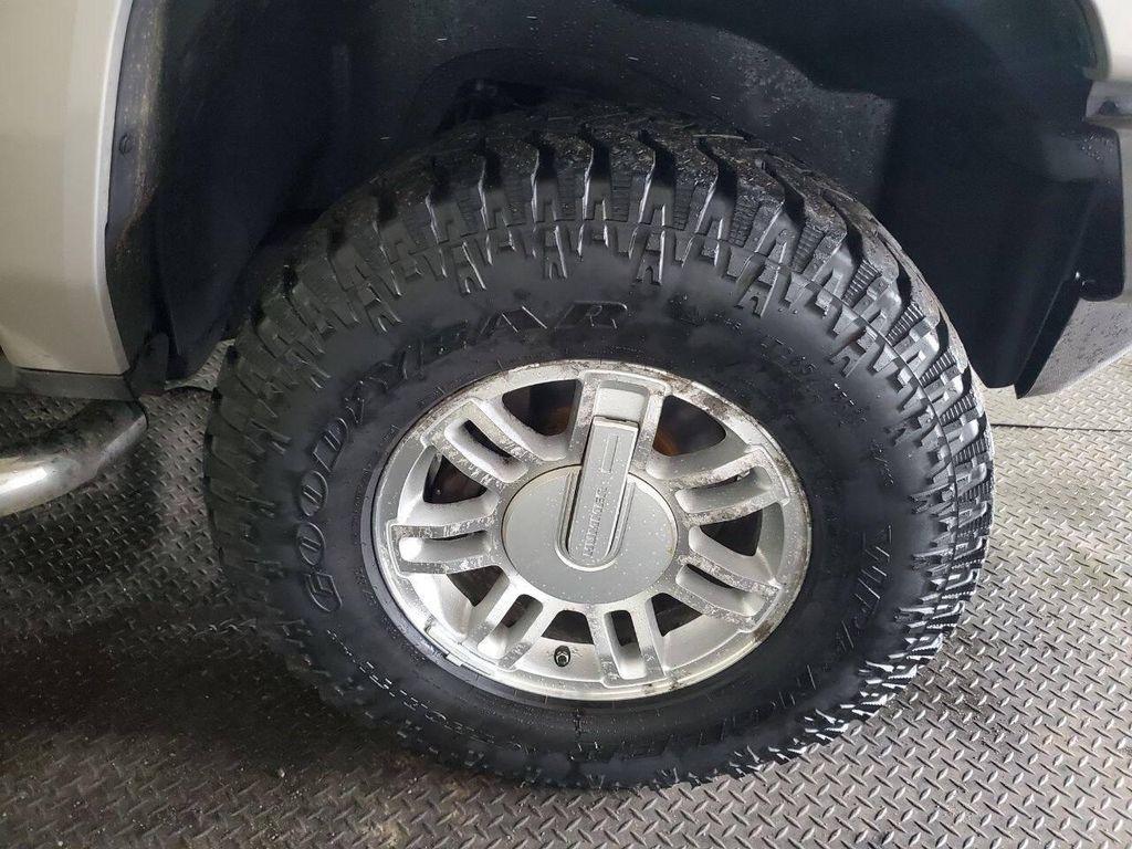 used 2006 Hummer H3 car, priced at $7,499