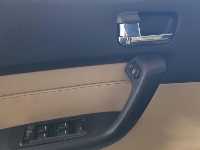 used 2006 Hummer H3 car, priced at $7,999