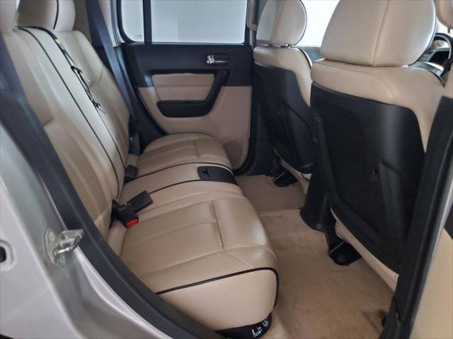 used 2006 Hummer H3 car, priced at $7,999