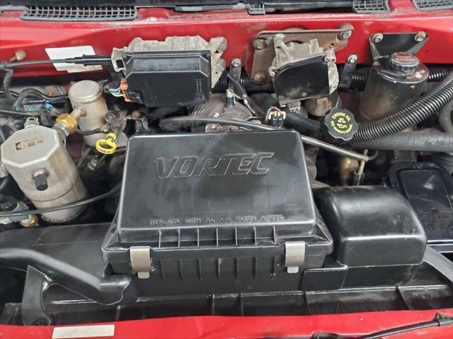 used 2000 Chevrolet Astro car, priced at $12,999