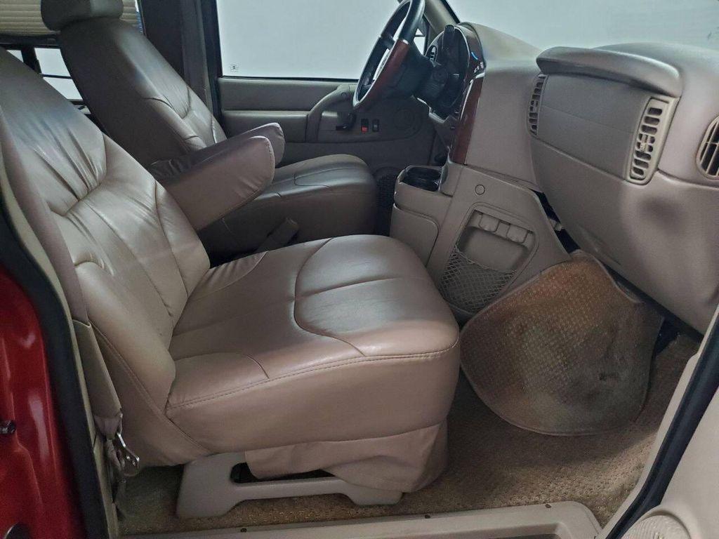 used 2000 Chevrolet Astro car, priced at $11,999