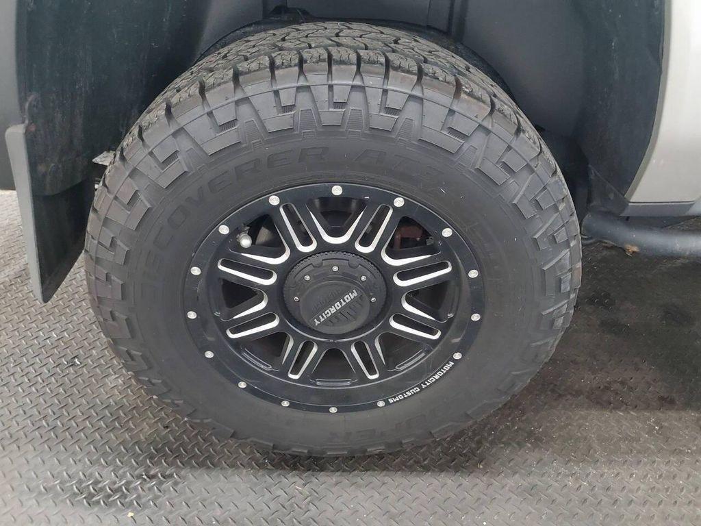 used 2009 Hummer H3T car, priced at $13,999