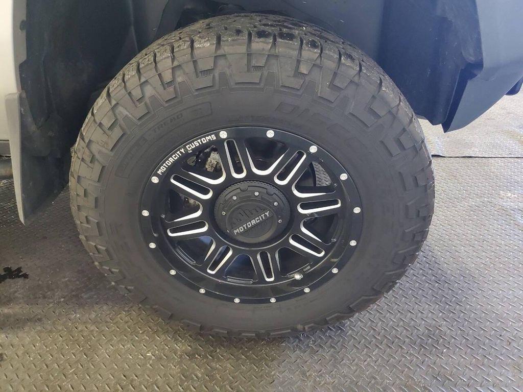 used 2009 Hummer H3T car, priced at $14,999