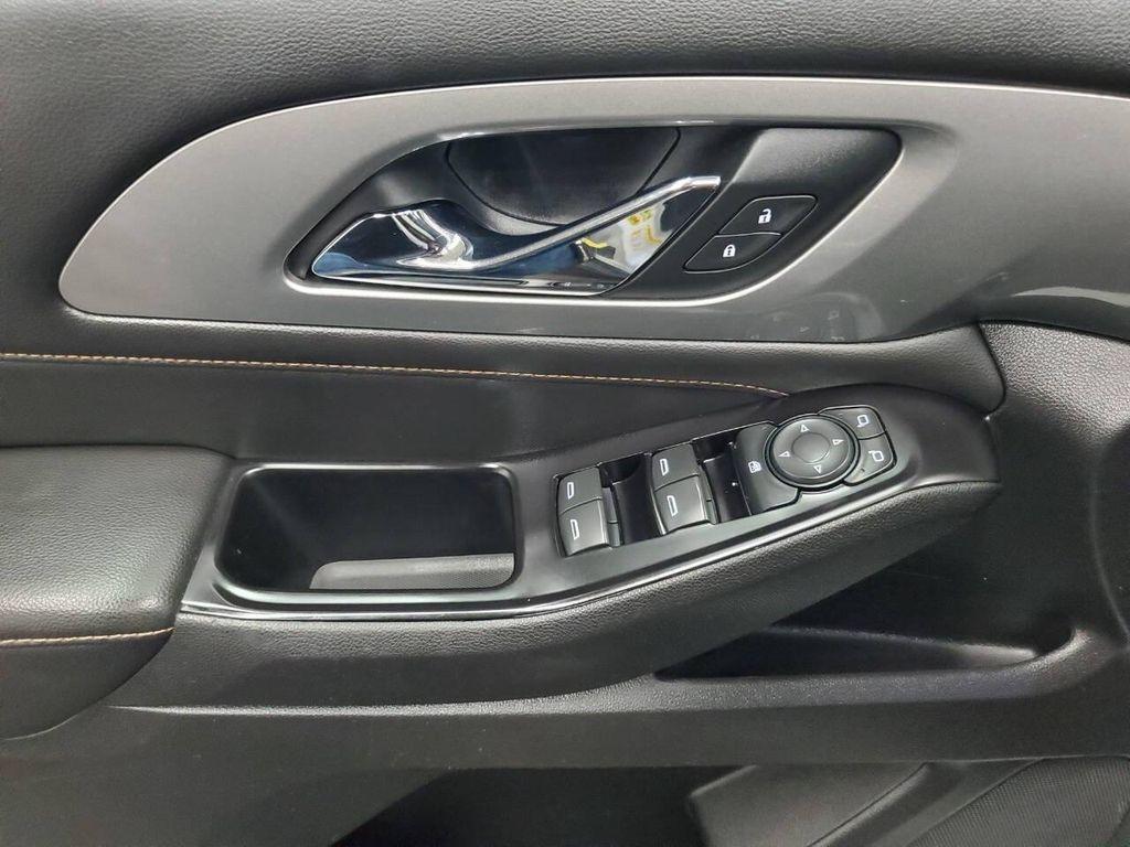 used 2018 Chevrolet Traverse car, priced at $12,999