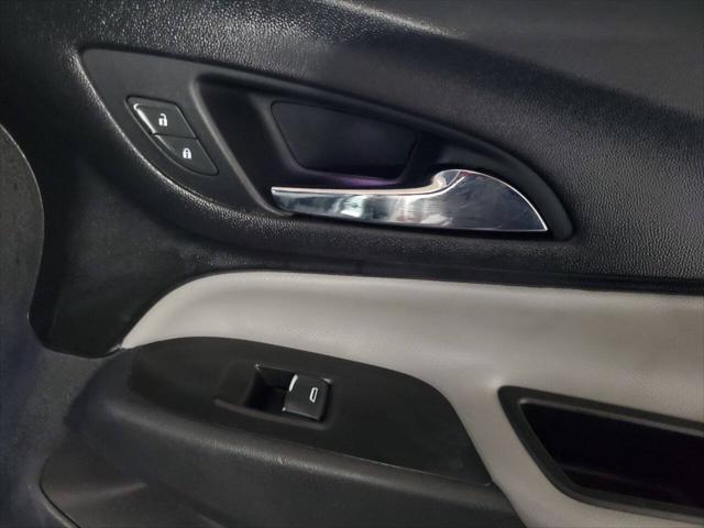 used 2020 Chevrolet Equinox car, priced at $9,994