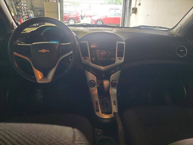 used 2014 Chevrolet Cruze car, priced at $7,999