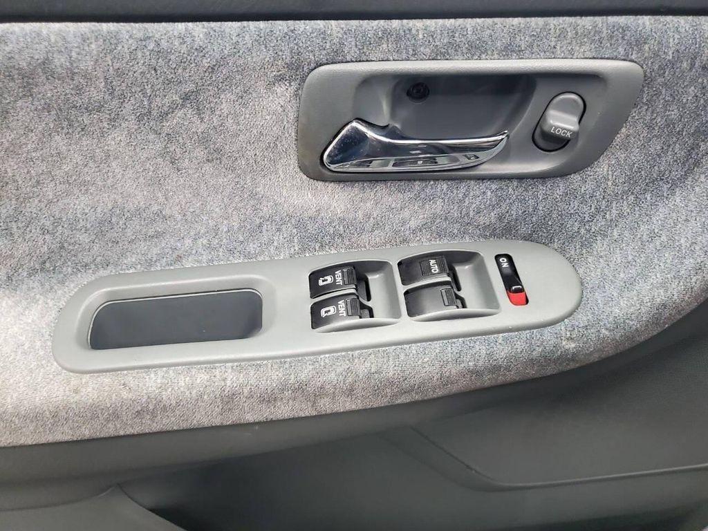 used 2000 Honda Odyssey car, priced at $6,999