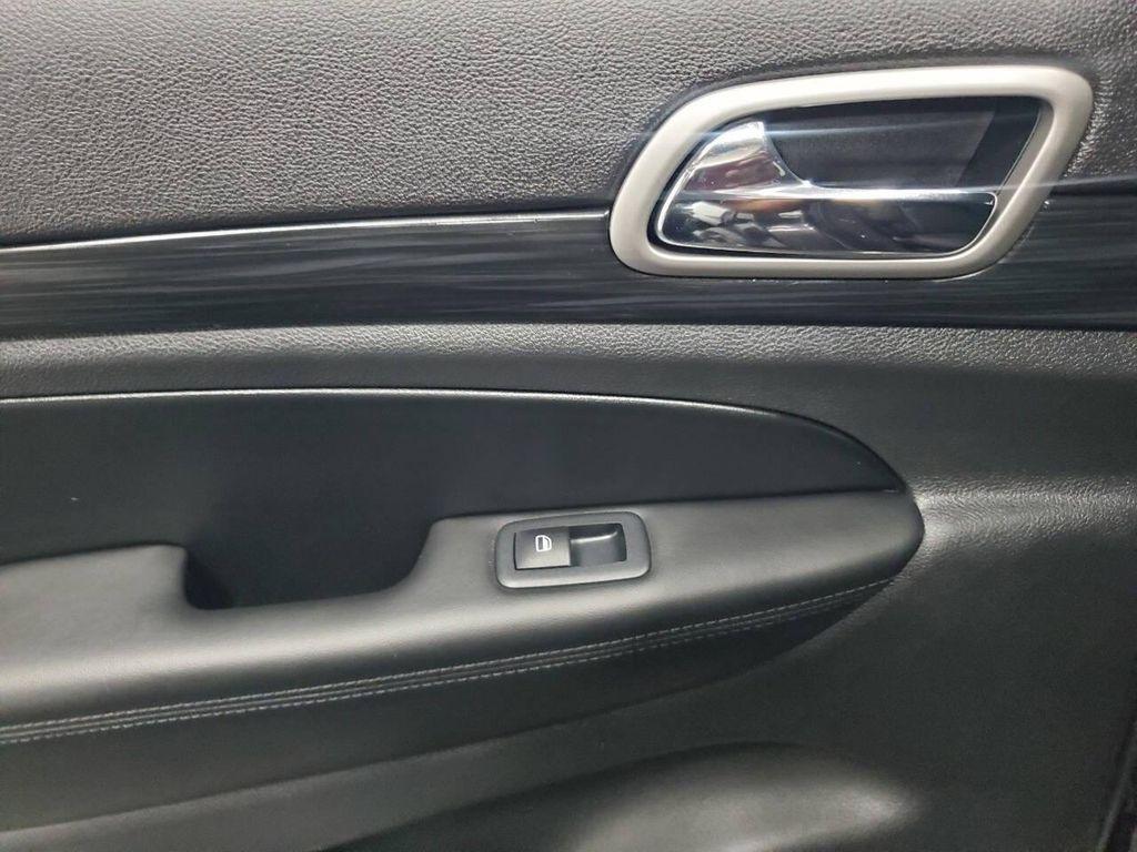 used 2020 Jeep Grand Cherokee car, priced at $13,994