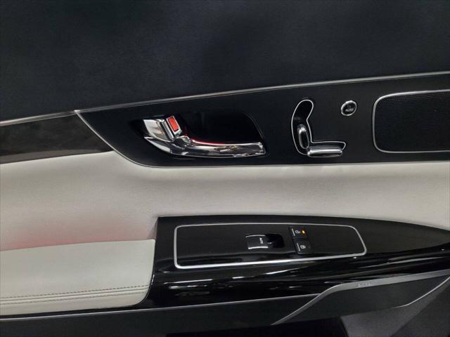 used 2015 Kia K900 car, priced at $10,999