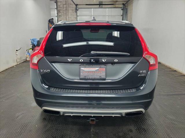 used 2015 Volvo V60 Cross Country car, priced at $9,999