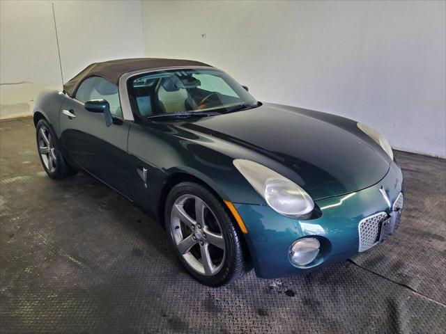 used 2007 Pontiac Solstice car, priced at $9,499