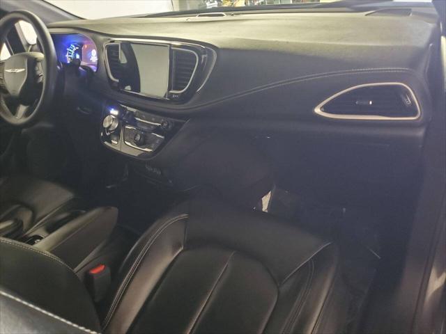 used 2022 Chrysler Pacifica Hybrid car, priced at $18,494