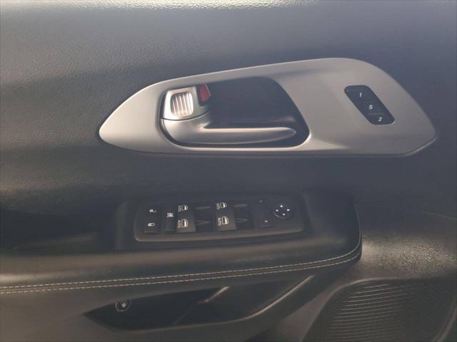 used 2022 Chrysler Pacifica Hybrid car, priced at $18,494