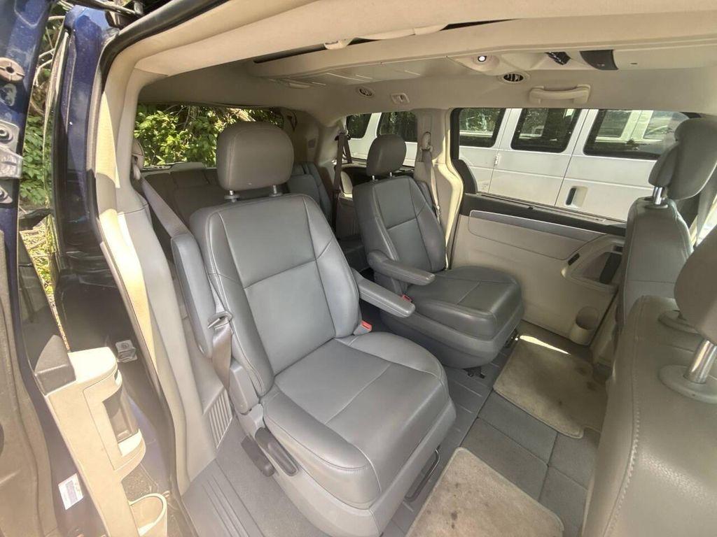 used 2014 Volkswagen Routan car, priced at $6,999