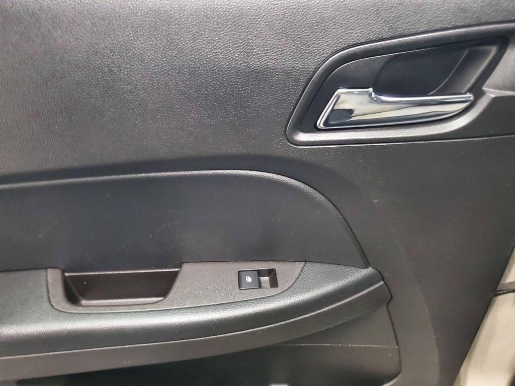 used 2015 Chevrolet Equinox car, priced at $9,999