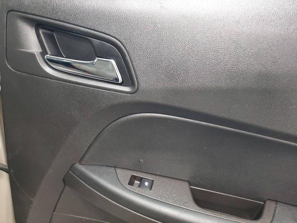 used 2015 Chevrolet Equinox car, priced at $9,999