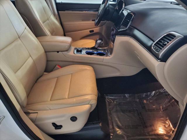 used 2020 Jeep Grand Cherokee car, priced at $16,994