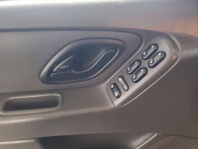 used 2005 Ford Escape car, priced at $3,499