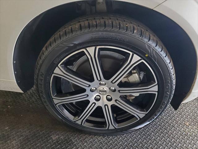 used 2018 Volvo XC60 Recharge Plug-In Hybrid car, priced at $16,994