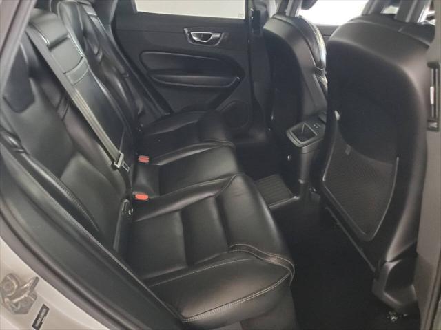 used 2018 Volvo XC60 Recharge Plug-In Hybrid car, priced at $16,994