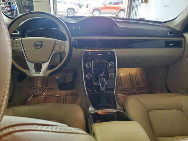used 2016 Volvo XC70 car, priced at $14,499