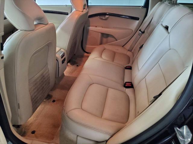 used 2016 Volvo XC70 car, priced at $14,499