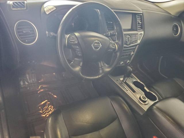 used 2020 Nissan Pathfinder car, priced at $15,994
