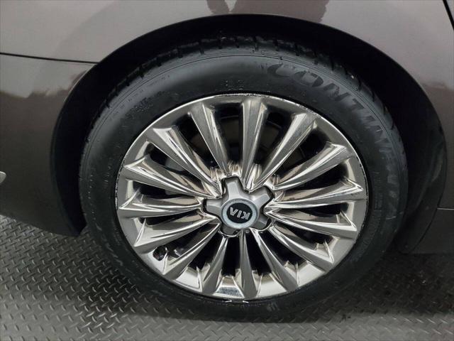 used 2015 Kia K900 car, priced at $11,499