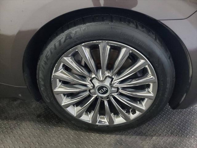 used 2015 Kia K900 car, priced at $11,499