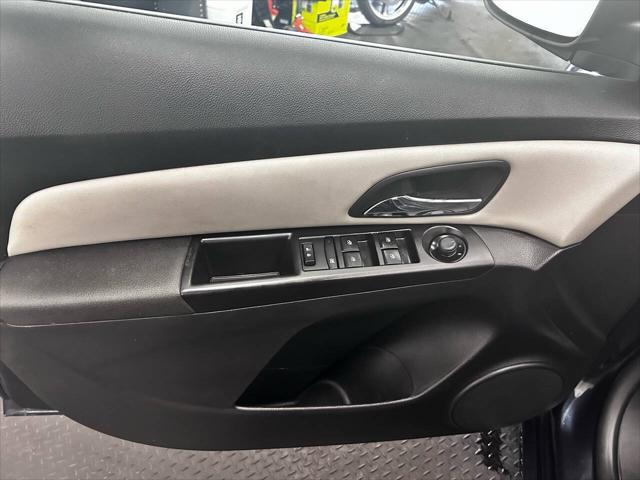 used 2015 Chevrolet Cruze car, priced at $6,499
