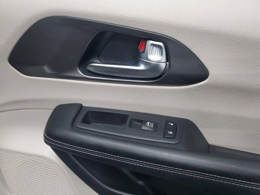 used 2023 Chrysler Pacifica Hybrid car, priced at $22,499