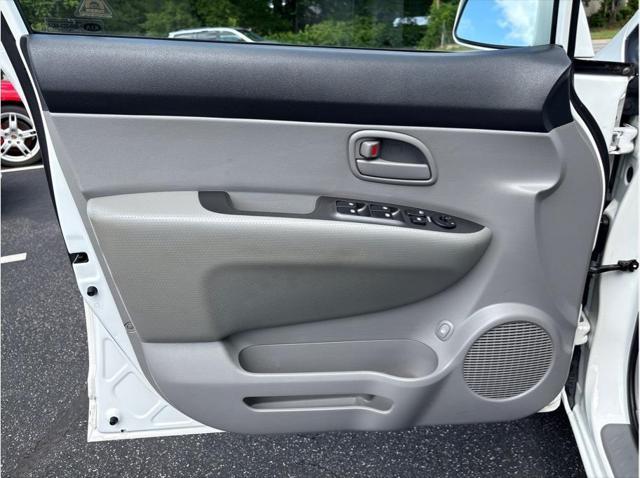 used 2007 Kia Rondo car, priced at $7,488