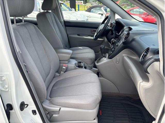 used 2007 Kia Rondo car, priced at $7,488