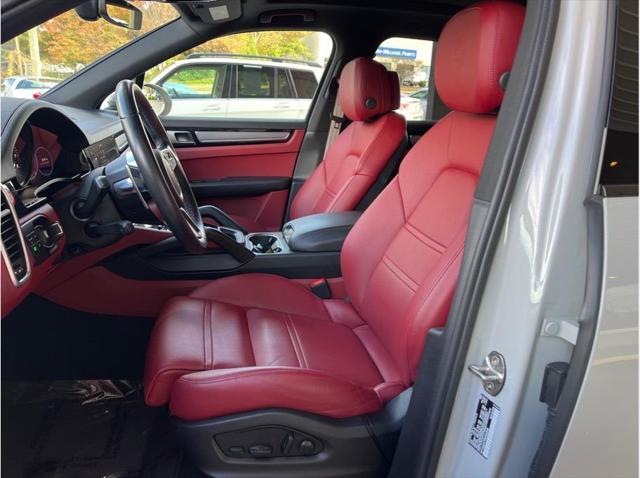 used 2022 Porsche Cayenne car, priced at $59,988