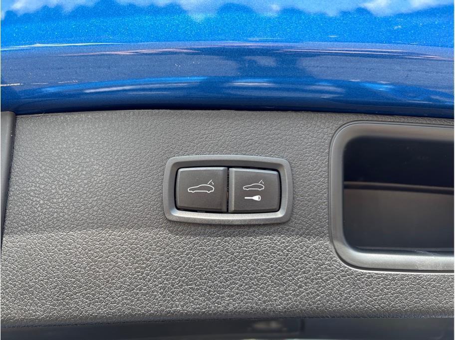 used 2020 Porsche Macan car, priced at $34,988