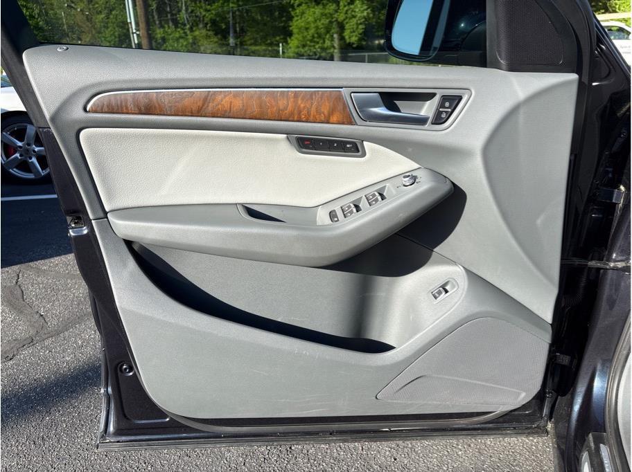 used 2013 Audi Q5 car, priced at $7,988