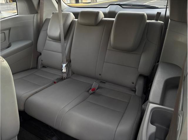 used 2014 Honda Odyssey car, priced at $13,988