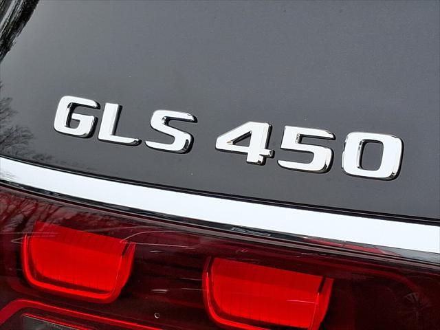 new 2025 Mercedes-Benz GLS 450 car, priced at $91,945