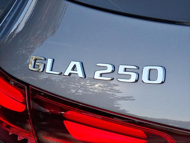 new 2025 Mercedes-Benz GLA 250 car, priced at $49,675