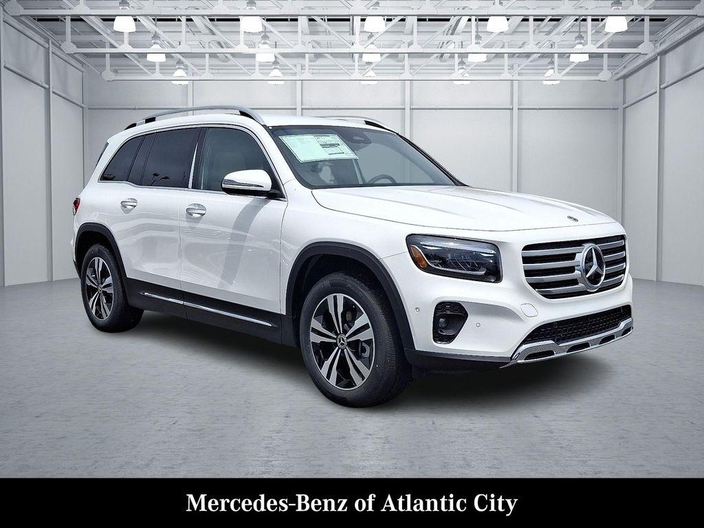 new 2025 Mercedes-Benz GLB 250 car, priced at $49,595