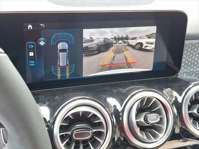new 2025 Mercedes-Benz GLB 250 car, priced at $49,595