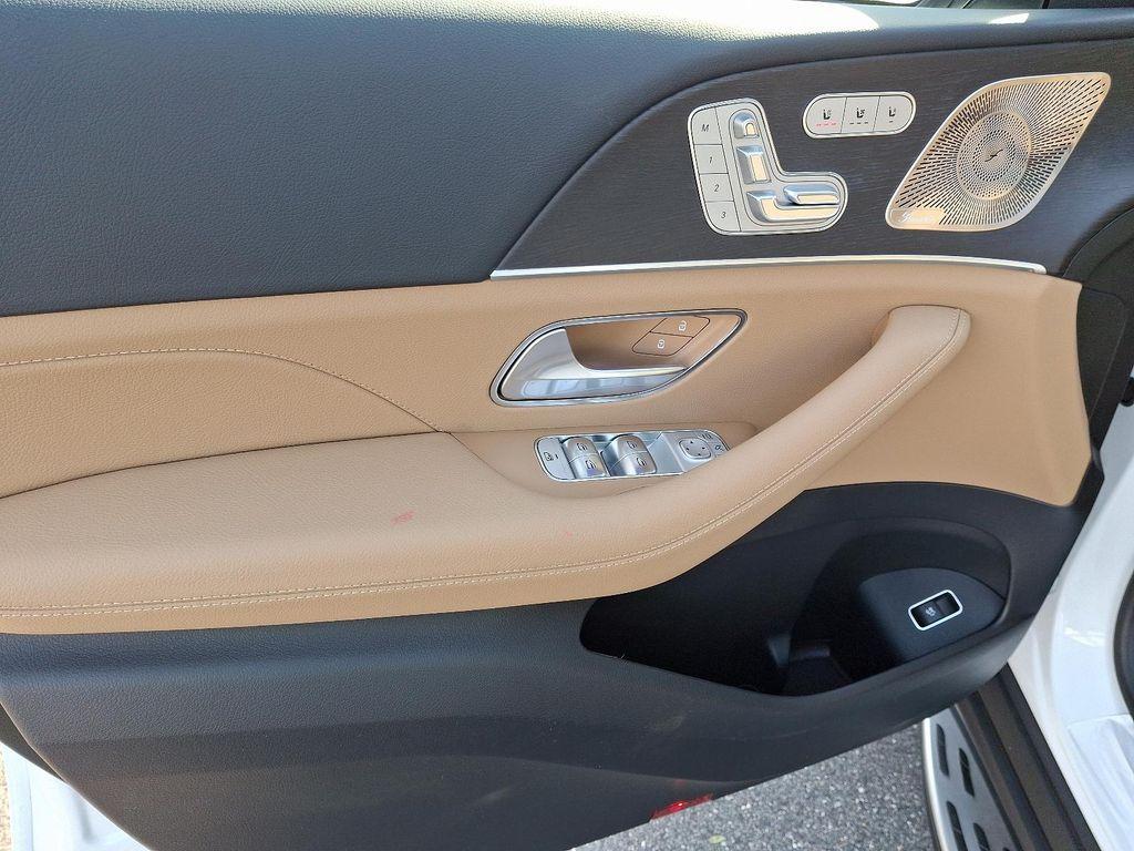 new 2025 Mercedes-Benz GLE 350 car, priced at $76,435
