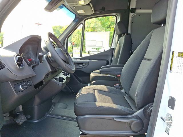 new 2025 Mercedes-Benz Sprinter 2500 car, priced at $67,605