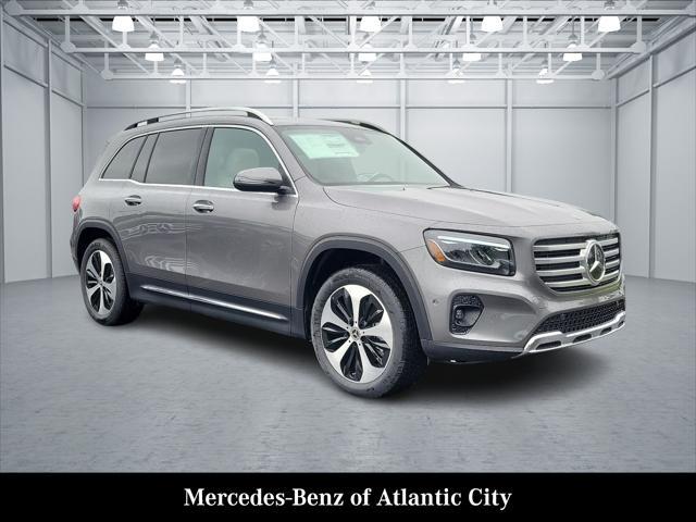 new 2024 Mercedes-Benz GLB 250 car, priced at $54,565