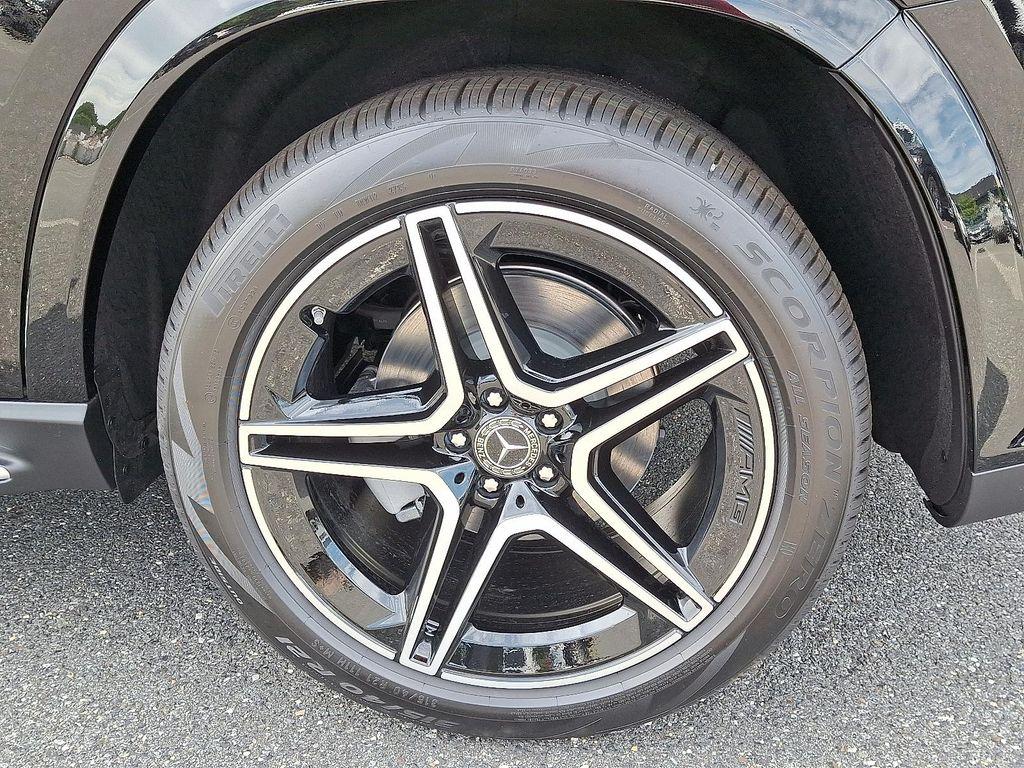 new 2026 Mercedes-Benz GLS 450 car, priced at $100,600