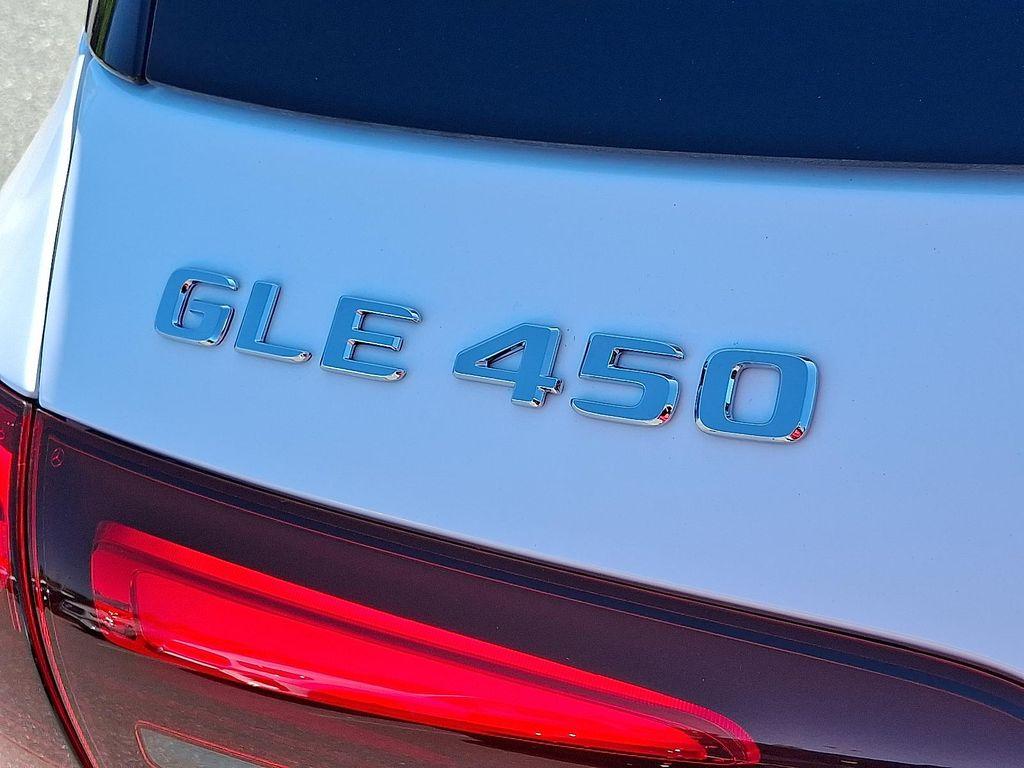 new 2026 Mercedes-Benz GLE 450 car, priced at $81,830