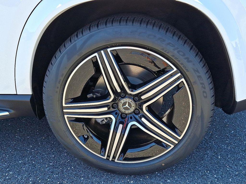 new 2026 Mercedes-Benz GLE 450 car, priced at $81,830