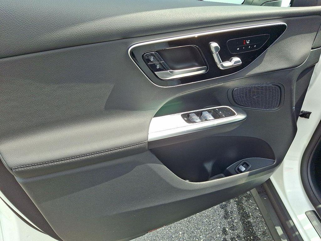 new 2025 Mercedes-Benz GLC 300 car, priced at $53,205