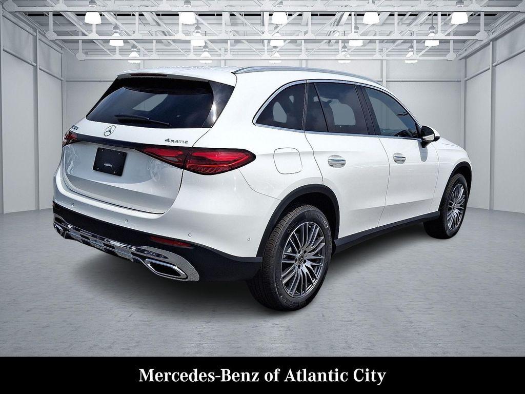 new 2025 Mercedes-Benz GLC 300 car, priced at $53,205