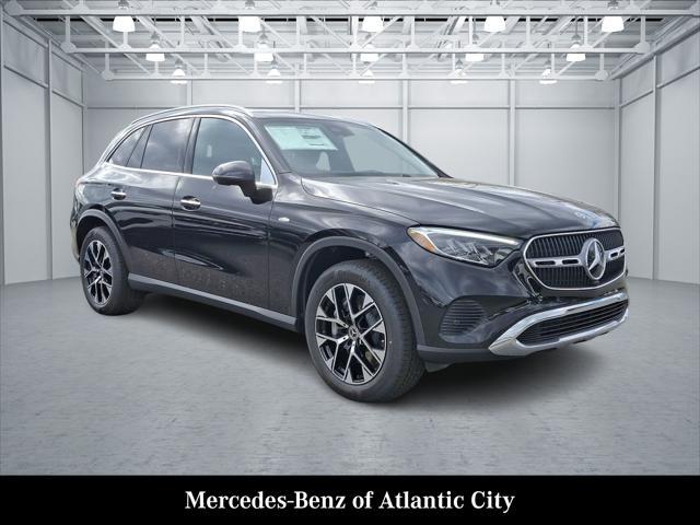 new 2025 Mercedes-Benz GLC 350e car, priced at $63,900